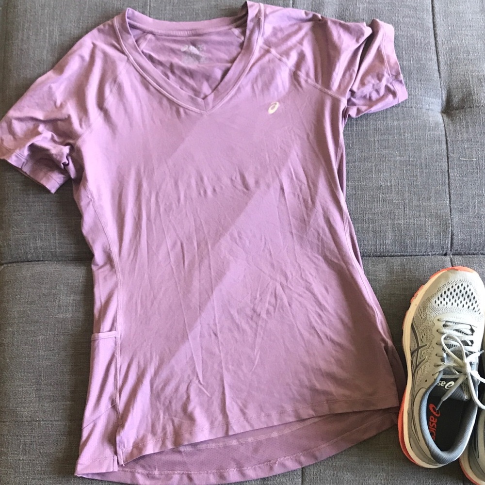 ASICS Athletic Top with Side Pocket